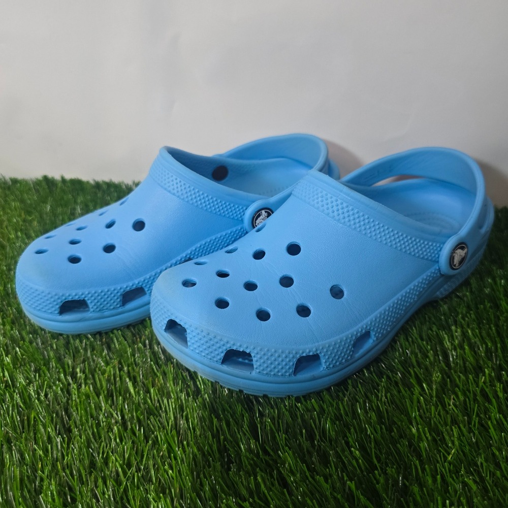 Crocs Size J2 Blue Classic Clogs Unisex Kids Lightweight Slip On Shoes